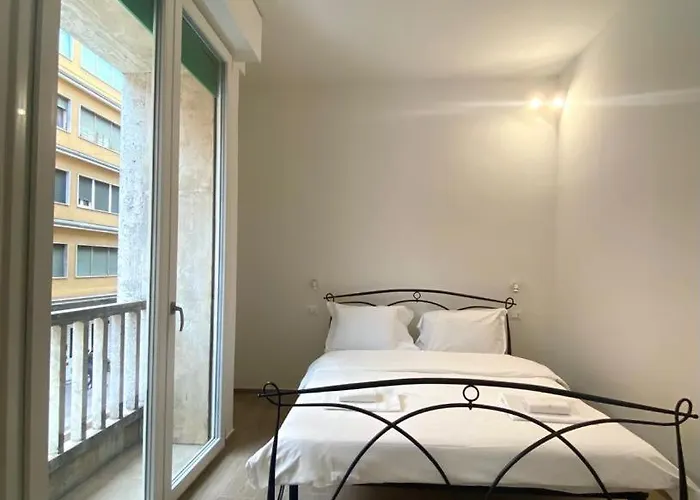 Apt&r Galliera